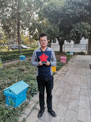 杨爽.jpg