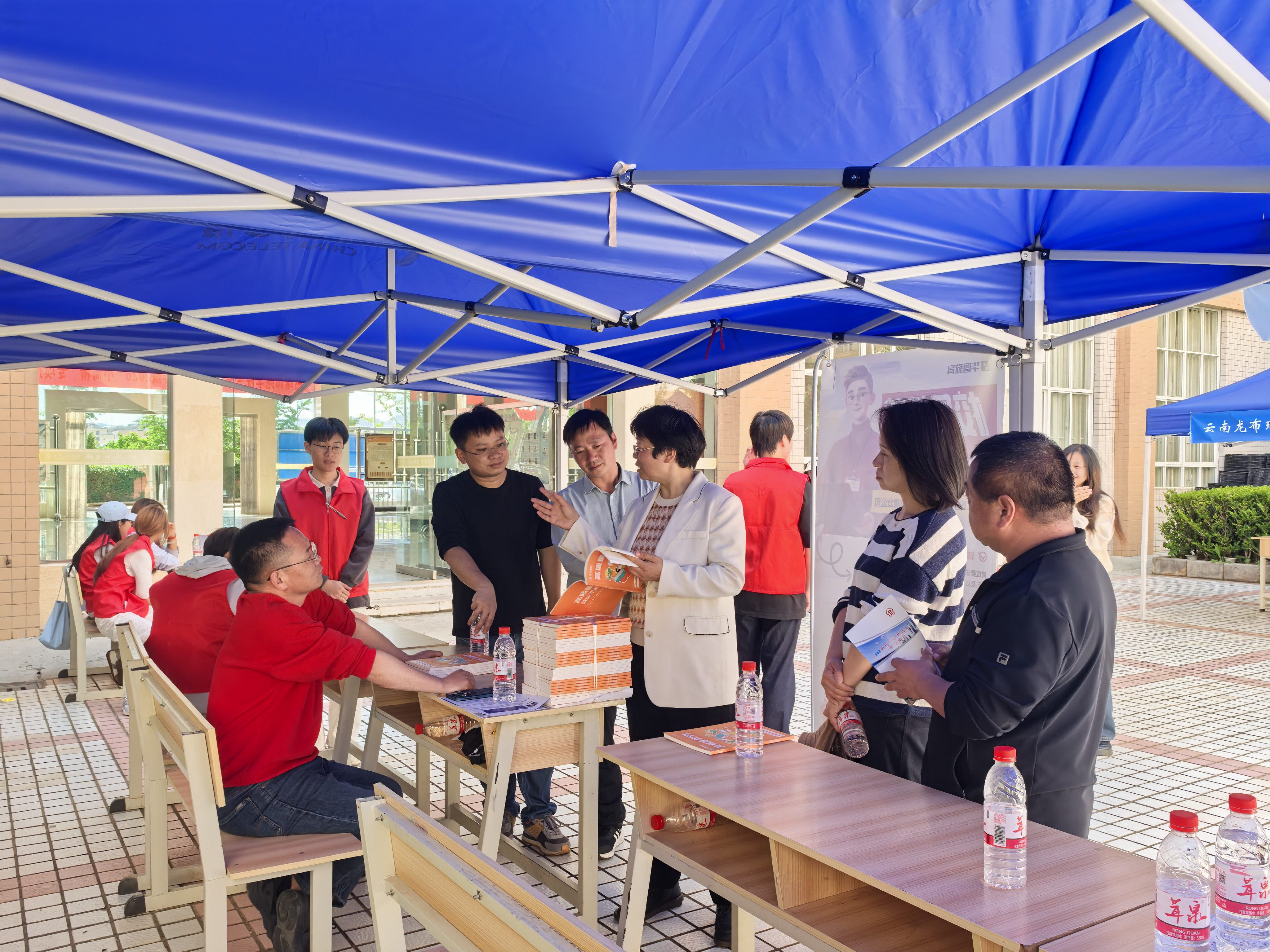 5.15汇聚优质资源 搭建就业桥梁——生物与食品工程学院成功举办“小而精”专项招聘会.jpg.jpg